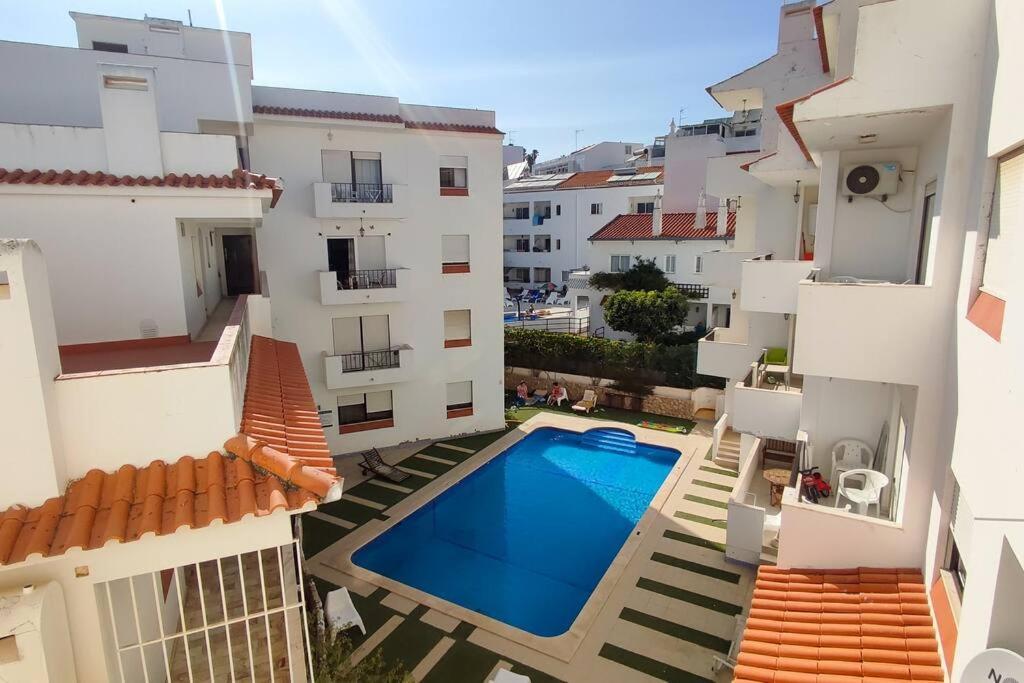 Gyula Old Town Apartment 阿尔布费拉 外观 照片